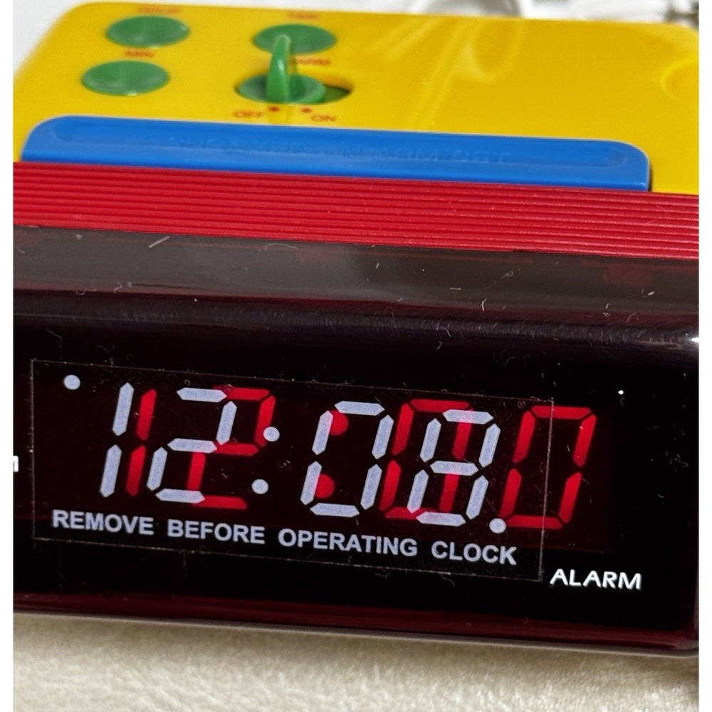 Vintage Alarm Clock Digital LED - Crayon Kids Toy New In The Box - Picture 3 of 5